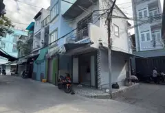Nhà 2 tầng 3 mặt tiền, xe hơi đỗ cửa, giá tốt Nguyễn Tất Thành... Bán nhà riêng tại Xóm Chiếu, Hồ Chí Minh 01