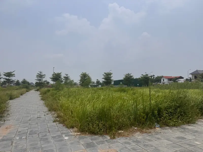 🔥🔥MẢNH ĐẤT TĐC LÔ GÓC - PHÂN LÔ VỈA HÈ, HAI MẶT THOÁNG - GIÁ ĐẦU TƯ🔥🔥

💥💥Mô tả:Mảnh đất lô gó... Bán đất tại Triệu Việt Vương, Hưng Yên 01