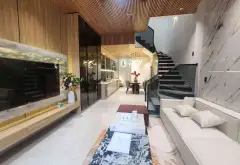 Luxurious House Ong Ich Khiem.Str | 581.25sq ft. + 4 floors | Fully Furnished | ~$300k... Bán nhà riêng tại Hải Châu, Đà Nẵng 02