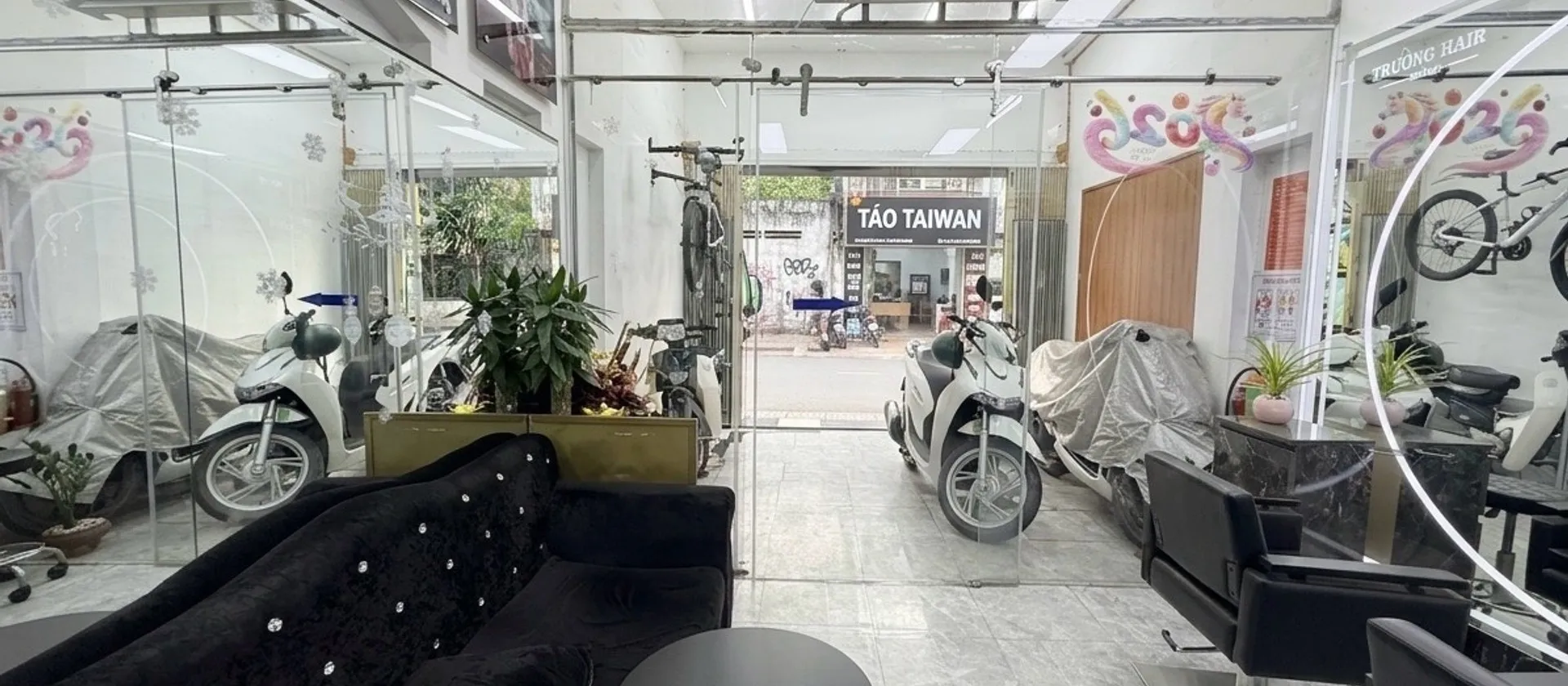 Mặt Tiền Nguyễn Văn Đậu P.Gia Định,HCM. 3 tầng. DT: 3,4 x20m.
Giá 11,5 tỷ... Bán nhà mặt phố tại Gia Định, Hồ Chí Minh 01