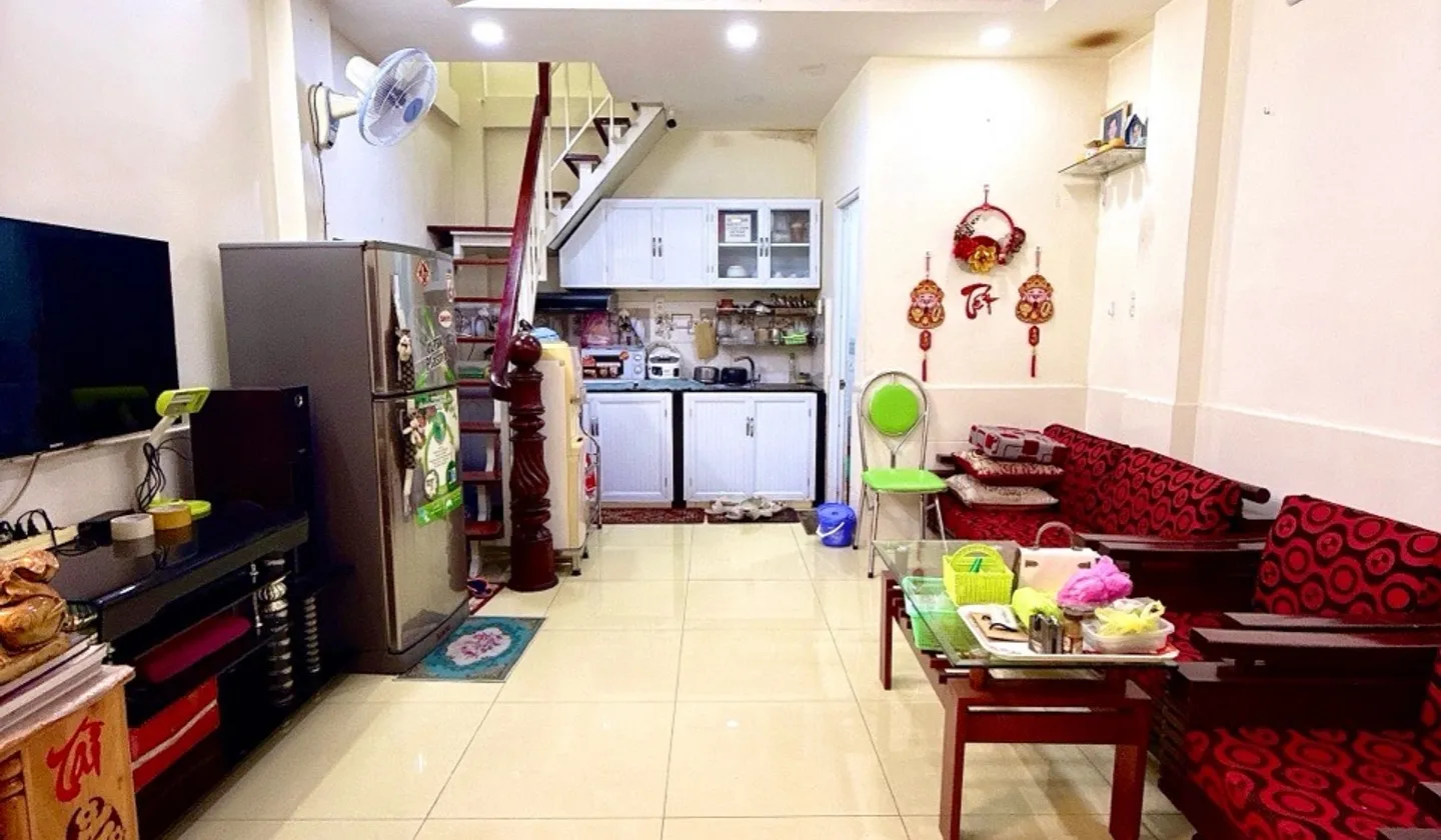 Nhà 3 tầng 20m2 tại quận trung tâm, 4.3 tỷ, hẻm xe hơi... Bán nhà riêng tại Hòa Hưng, Hồ Chí Minh 01