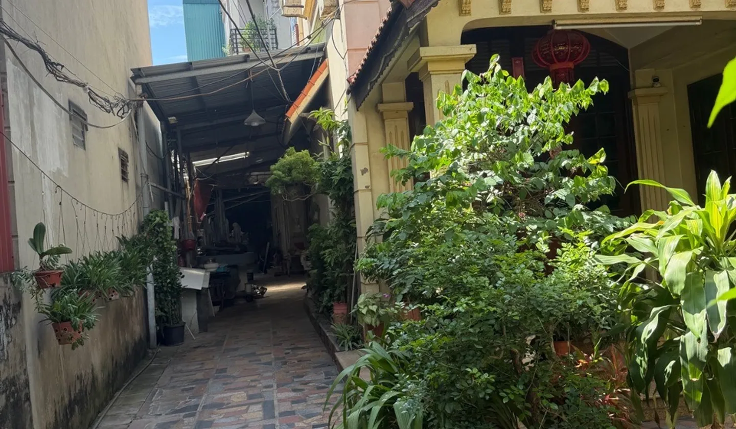 Bán nhà riêng tại xã Thanh Trì, Hà Nội diện tích 48m2 mặt tiền 5m ô tô đỗ cửa pháp lý rõ ràng... Bán nhà riêng tại Thanh Trì, Hà Nội 01