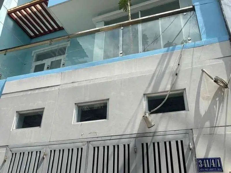 - Ngang 5.7 m dài 8.7 m .
- Nhà 4 tầng 5PN , 4 WC , khoảng sân trước nhà rộng rãi.... Bán nhà riêng tại Bình Tây, Hồ Chí Minh 01