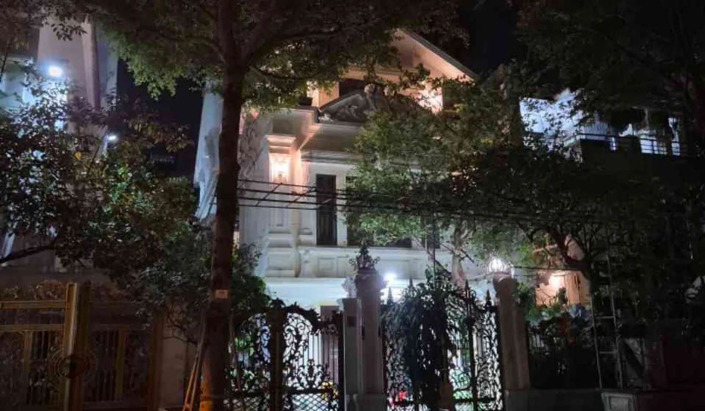 Bán biệt thự đơn lập 4 tầng tại KĐT Văn Phú, Hà Đông, 201 m², đường 17m. Giá cực kì hấp dẫn.... Bán biệt thự, liền kề tại Hà Đông, Hà Nội 01