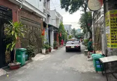 🔥 NHÀ CHÍNH CHỦ – SỔ RIÊNG – HẺM XE TẢI THÔNG TRÁNH – TRUNG MỸ TÂY.TP HCM 🔥
🏡 Vị trí: VÍP... Bán nhà riêng tại Tân Thới Hiệp, Hồ Chí Minh 01