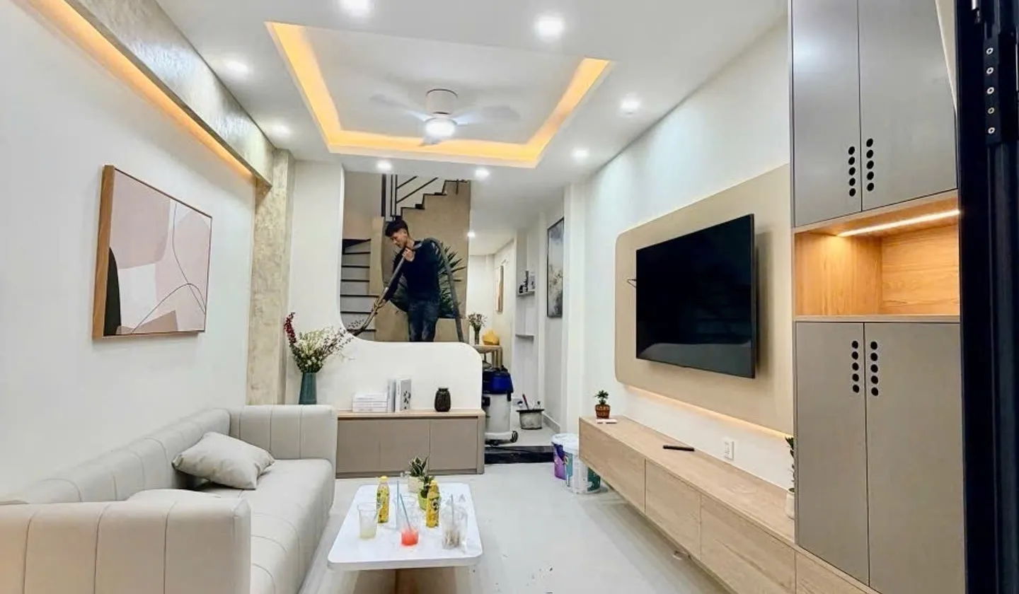 Bán nhà 2 tầng 38m2 tại phường Bình Thạnh giá 5,45 tỷ đồng... Bán nhà riêng tại Bình Thạnh, Hồ Chí Minh 01