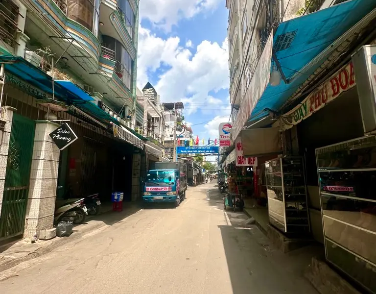 Bán nhà mặt phố 5 tầng tại phường 7, Tân Bình, mặt tiền 4m kinh doanh hiệu quả... Bán nhà mặt phố tại Tân Sơn Nhất, Hồ Chí Minh 01