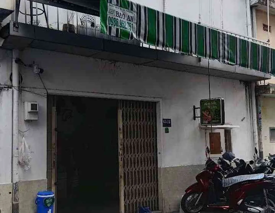 Nhà 2 tầng đường Cộng Hoà, mặt tiền rộng, cho thuê 6 triệu/tháng... Bán nhà riêng tại Tân Bình, Hồ Chí Minh 01