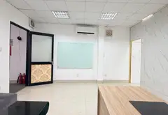 Cơ hội sở hữu nhà mặt phố hiếm tại Phan Thúc Duyện với dòng tiền 1,8 tỷ/năm... Bán nhà mặt phố tại Tân Sơn Nhất, Hồ Chí Minh 01