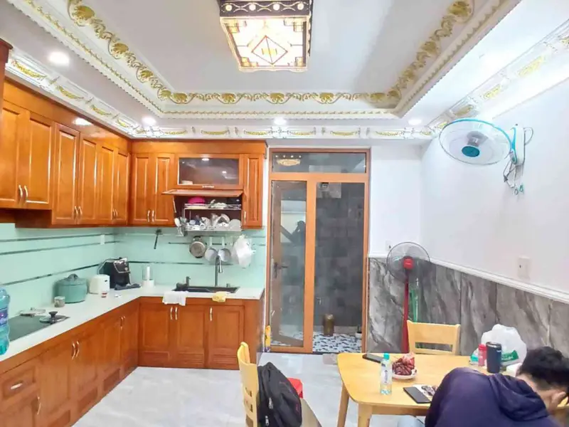 Nhà 5 tầng, 5 phòng ngủ tại quận trung tâm, giá 7 tỷ... Bán nhà riêng tại Bình Trị Đông, Hồ Chí Minh 01