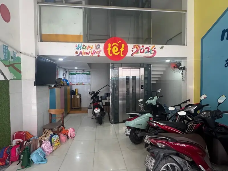 Nhà mặt phố lô góc siêu sầm uất, thu nhập ổn định... Bán nhà mặt phố tại Bình Tân, Hồ Chí Minh 01