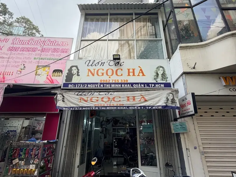 Nhà 4 tầng mặt tiền sầm uất, kinh doanh đỉnh ở trung tâm... Bán nhà riêng tại Bến Thành, Hồ Chí Minh 01