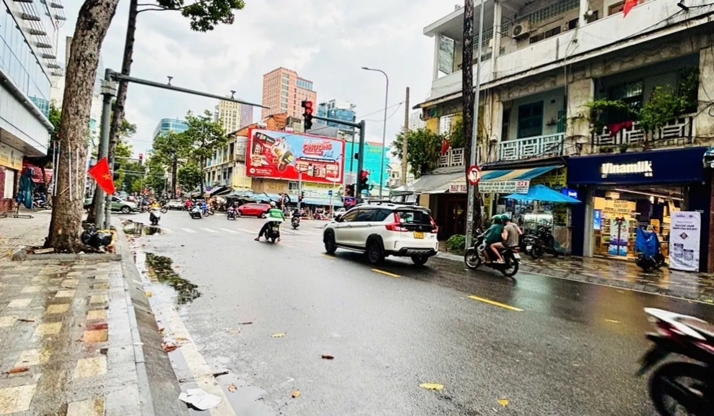 Bán căn hộ chung cư 2 phòng ngủ tại quận trung tâm với pháp lý minh bạch... Bán căn hộ chung cư tại Bến Thành, Hồ Chí Minh 01