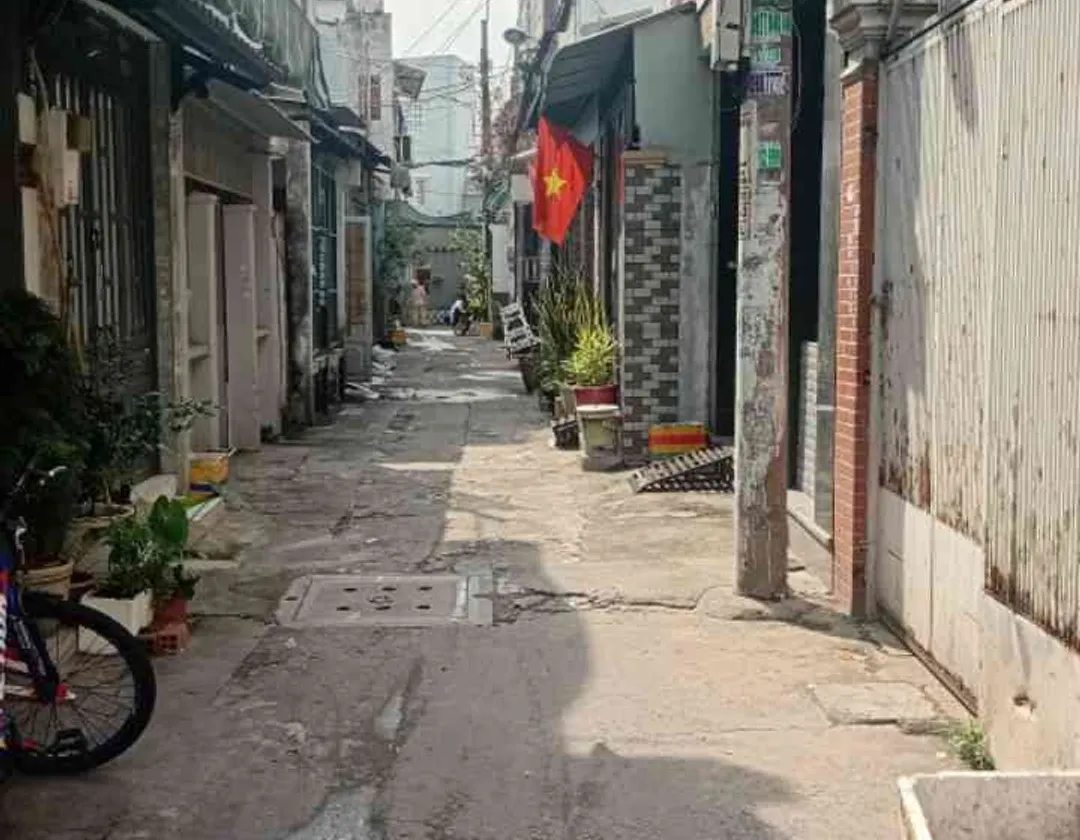 Bán nhà 2 tầng hẻm xe hơi rộng 183m2 tại trung tâm Tân Phú... Bán nhà riêng tại Phú Thạnh, Hồ Chí Minh 01