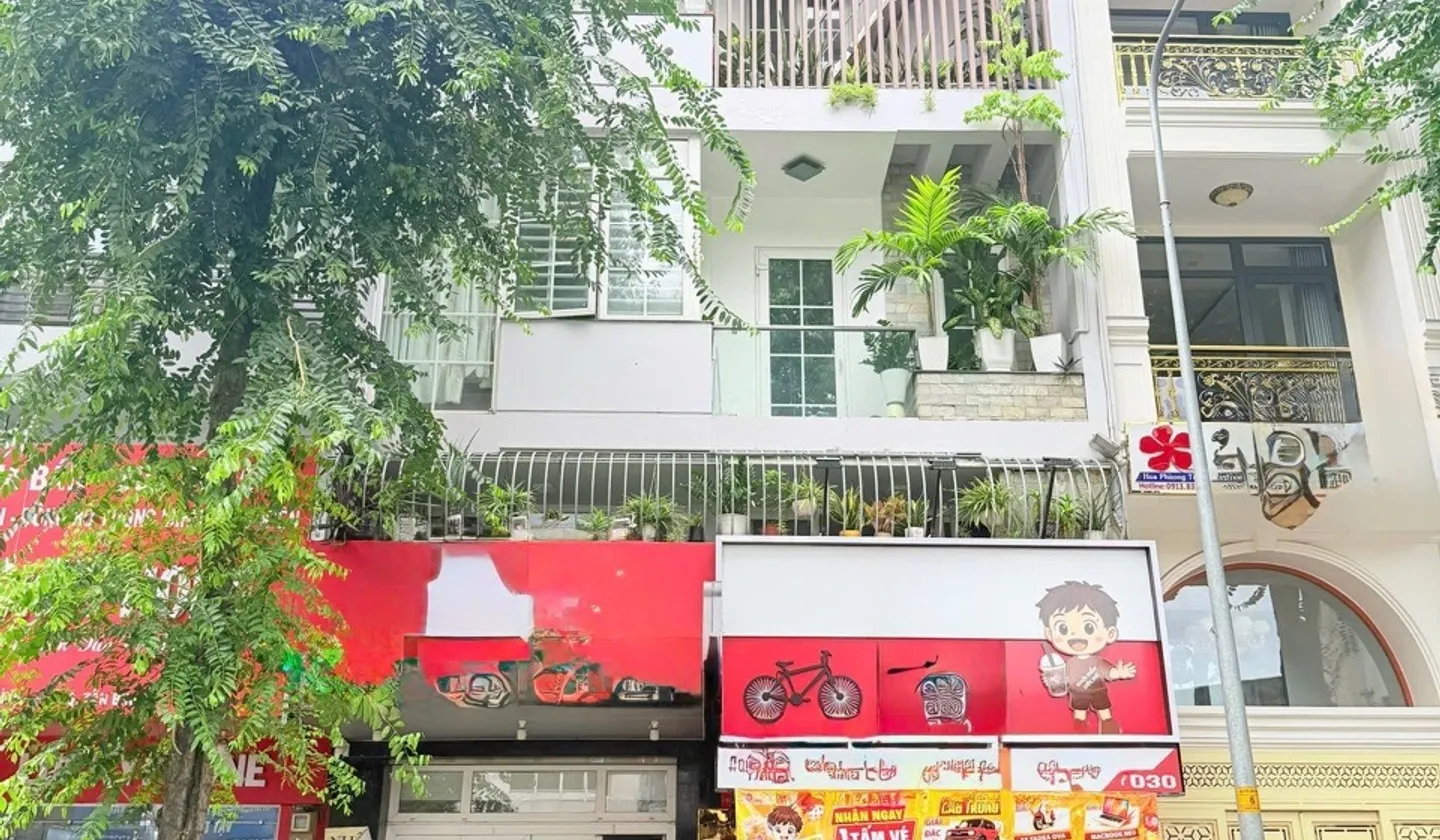 Nhà phố 5 tầng hiện đại, tiện nghi ngay trung tâm... Bán nhà mặt phố tại Tân Sơn Nhất, Hồ Chí Minh 01