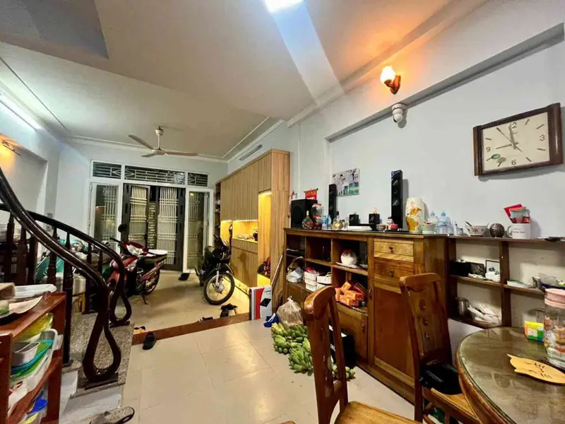 Cơ hội sở hữu nhà riêng đẹp giữa Thanh Xuân và Hoàng Mai với giá hấp dẫn... Bán nhà riêng tại Định Công, Hà Nội 01