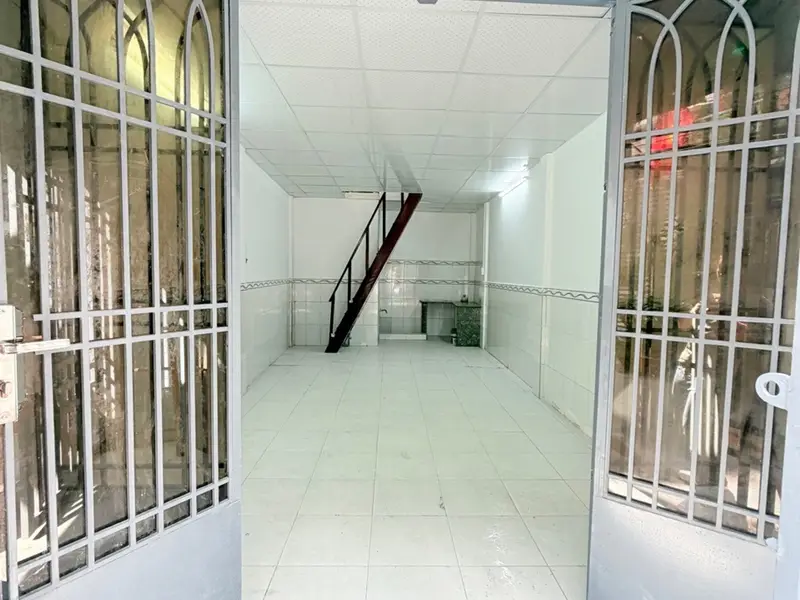 Nhà 2 tầng hẻm xe hơi tại Tân Bình, gần Quận 10, giá 4.68 tỷ... Bán nhà riêng tại Tân Hòa, Hồ Chí Minh 01