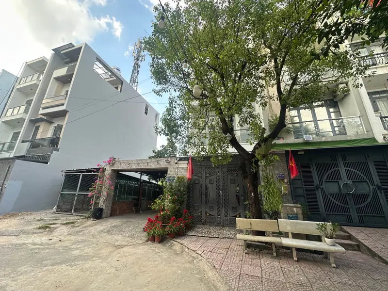 Nhà đẹp 4 tầng view sông, gần trường học... Bán nhà riêng tại An Hội Đông, Hồ Chí Minh 01