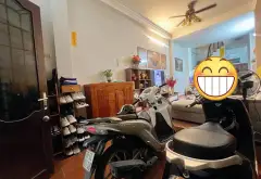 Bán nhà Vương Thừa Vũ,48m dân xây , mặt ngõ , oto đỗ cửa... Bán nhà riêng tại Khương Đình, Hà Nội 06