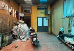 Bán nhà riêng 5 tầng diện tích 140,7m² tại Quan Hoa với 2 sổ đỏ riêng, giá 39,9 tỷ... Bán nhà riêng tại Nghĩa Đô, Hà Nội 04