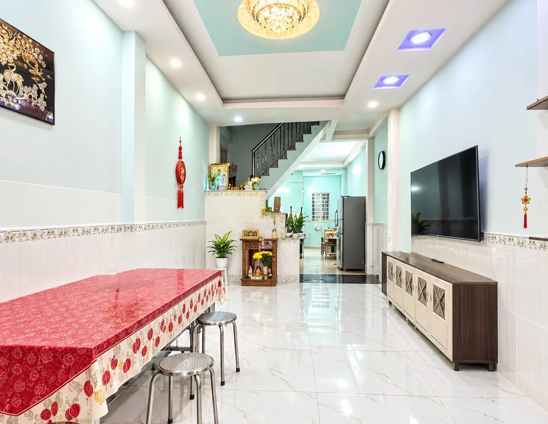 Chỉ 5.2 tỷ nhà đẹp giáp khu Tên Lửa ,DT(69M²),hẻm ô tô,vào ở ngay
(Kk2410).... Bán nhà riêng tại Tân Tạo, Hồ Chí Minh 01