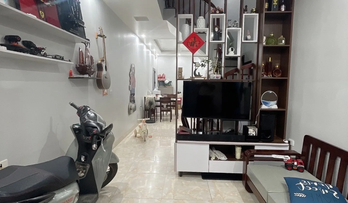 Bán nhà Cự Lộc, Thanh Xuân, 2 thoáng, gần phố, full nội thất, SD40m2, 8.8 tỷ... Bán nhà riêng tại Thanh Xuân, Hà Nội 01