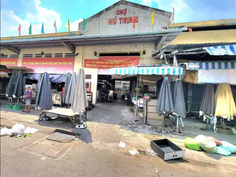 Bán nhà 3 tầng, 3 phòng ngủ tại phường Tân Phú, giá 15 tỷ... Bán nhà riêng tại Tân Phú, Hồ Chí Minh 01