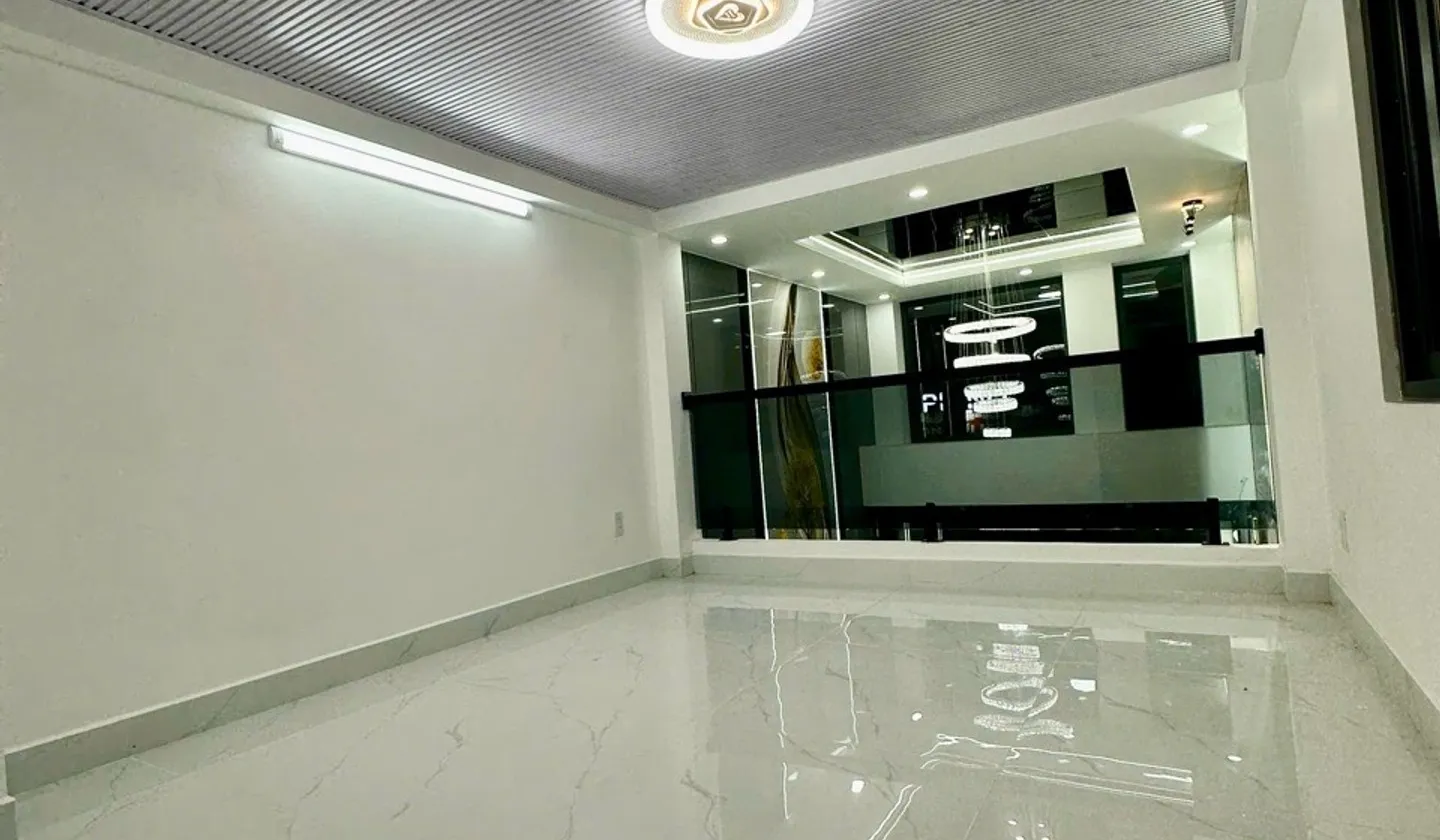 Bán nhà 6 tầng gần cư xá Bắc Hải, hẻm xe tải rộng, tiện kinh doanh... Bán nhà riêng tại Nhiêu Lộc, Hồ Chí Minh 01