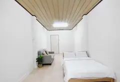Gần hồ bơi Khánh Hội - 36m² - Nhỉnh 3 tỷ - Nở hậu tài lộc... Bán nhà riêng tại Khánh Hội, Hồ Chí Minh 02