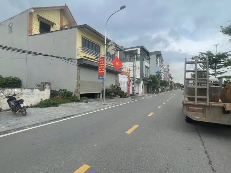 Bán đất 200m2, 2 mặt thoáng, xe ô tô đi lại thoải mái tại Phúc Thịnh... Bán đất tại Phúc Thịnh, Hà Nội 01