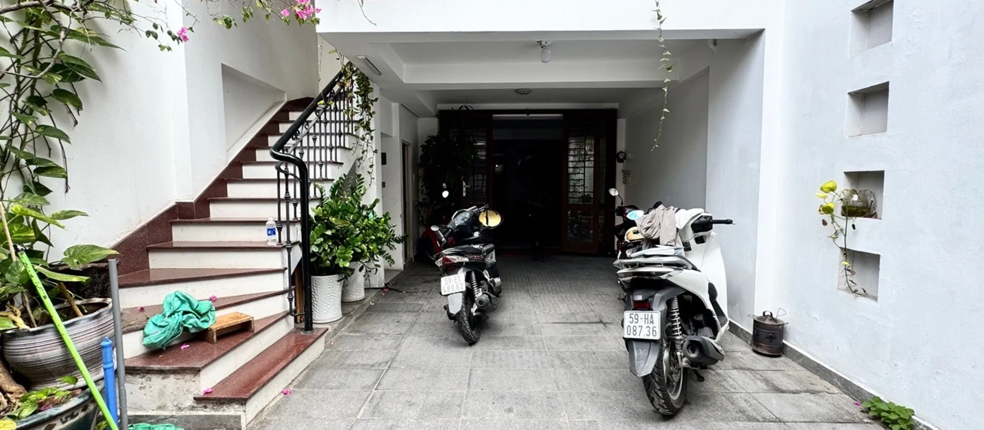TRẦN HUY LIỆU PHÚ NHUẬN - HXH 1 SẸT - XE HƠI NGỦ NHÀ - 6 TẦNG THANG MÁY - 10 PHÒNG - 5.5x20.5 - DT... Bán nhà riêng tại Phú Nhuận, Hồ Chí Minh 01