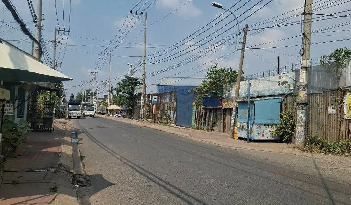 Nhà mặt phố rộng rãi, giá hấp dẫn tại trung tâm sầm uất... Bán nhà mặt phố tại Tân Vĩnh Lộc, Hồ Chí Minh 01