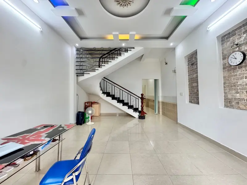 Bán nhà mặt phố 3 tầng 5x25m tại xã Thạnh Lộc 16, diện tích 126m², giá 8.9 tỷ... Bán nhà mặt phố tại An Phú Đông, Hồ Chí Minh 01