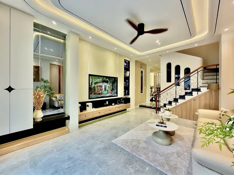 Nhà riêng 4 tầng sang trọng với sân thượng rộng tại quận trung tâm... Bán nhà riêng tại Bình Lợi Trung, Hồ Chí Minh 01