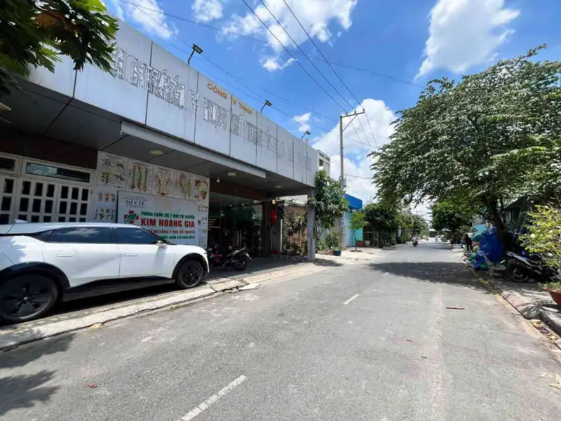 Bán nhà mặt tiền 180m2 (5x23m), ngay Phan Văn Hớn, nhỉnh 8đ... Bán nhà mặt phố tại Bà Điểm, Hồ Chí Minh 01