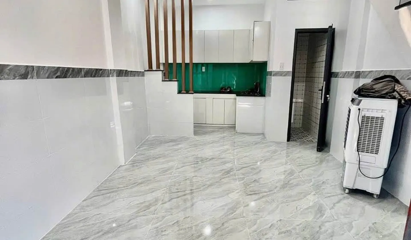 Nhà đẹp 2 tầng, Kha Vạn Cân, Thủ Đức. 2PN. Vào ở ngay, Chỉ 2.x tỷ... Bán nhà riêng tại Thủ Đức, Hồ Chí Minh 01