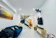 Nhà Riêng Sang Trọng Phú Nhuận Với Nội Thất Hoàn Thiện, Vị Trí Đắc Địa... Bán nhà riêng tại Phú Nhuận, Hồ Chí Minh 02
