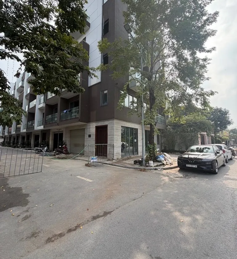 Sở hữu ngay biệt thự liền kề đẹp nhất Ngọc Lâm
Gần TT lõi lb- gần phố ẩm thực - sang phố 5 phút... Bán biệt thự, liền kề tại Bồ Đề, Hà Nội 01