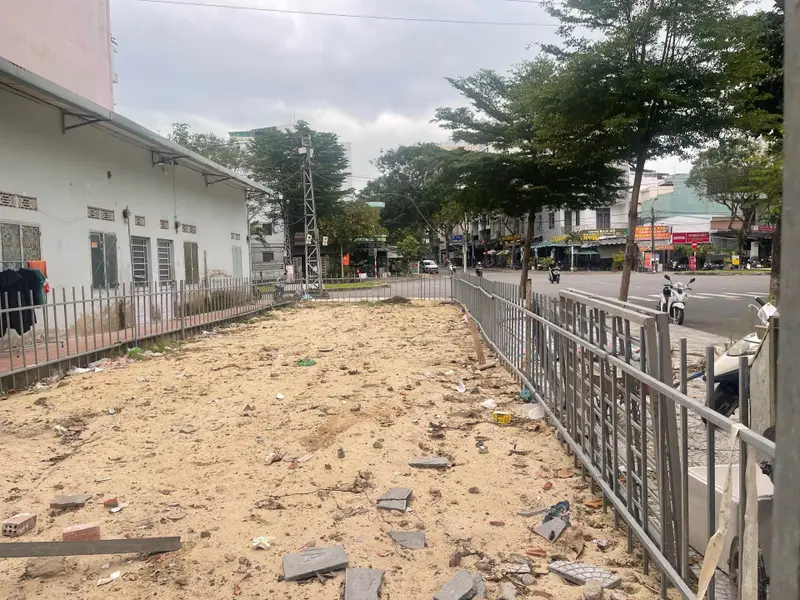 Bán đất lô góc hai mặt tiền tại quận Ngũ Hành Sơn, Đà Nẵng, khu vực phát triển mạnh... Bán đất tại Ngũ Hành Sơn, Đà Nẵng 01