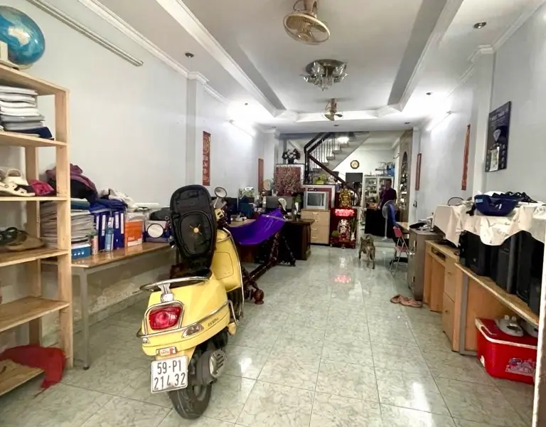 Nhà 5 tầng hẻm nhựa rộng Tân Bình - Cơ hội đầu tư sinh lời ngay Núi Thành... Bán nhà riêng tại Tân Bình, Hồ Chí Minh 01