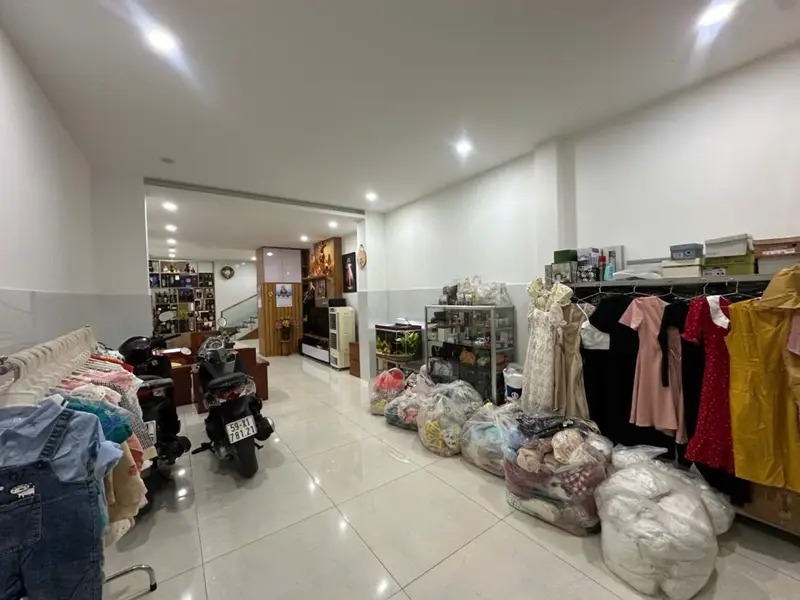 Biệt thự phố ba tầng nổi bật tại trung tâm Phường Long Bình Cũ... Bán nhà mặt phố tại Long Bình, Hồ Chí Minh 01