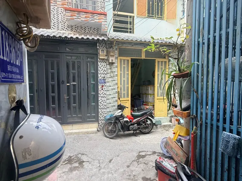 QUẬN7|BÙI VĂN BA|12M²|3 TẦNG| HẺM 2M|SHR|2PN|2WC... Bán nhà riêng tại Tân Thuận, Hồ Chí Minh 01