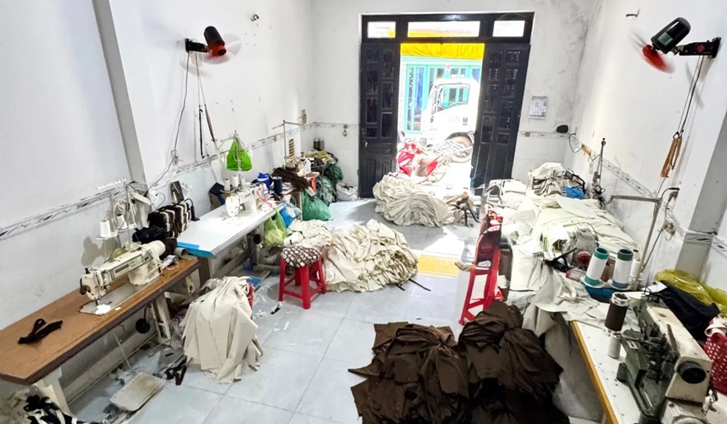 Bán nhà hẻm ô tô rộng 8m, 2 tầng, diện tích 98m2 tại quận Bình Tân... Bán nhà riêng tại Bình Hưng Hòa, Hồ Chí Minh 01