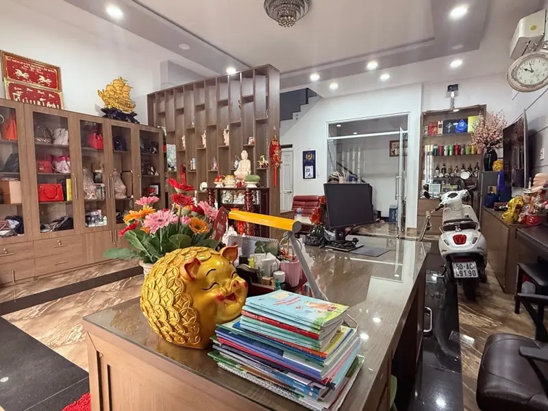 Cơ Hội Vàng Sở Hữu Nhà Mặt Phố 5 Tầng Khu Bàu Cát Giá Cực Sốc... Bán nhà mặt phố tại Tân Bình, Hồ Chí Minh 01