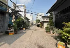 Cơ hội hiếm có mua nhà 3 tầng khu Phú Định,đường xe tải quận 8,dt 4x18m giá tốt chỉ 5,65 tỷ đồng... Bán nhà riêng tại Bình Phú, Hồ Chí Minh 01