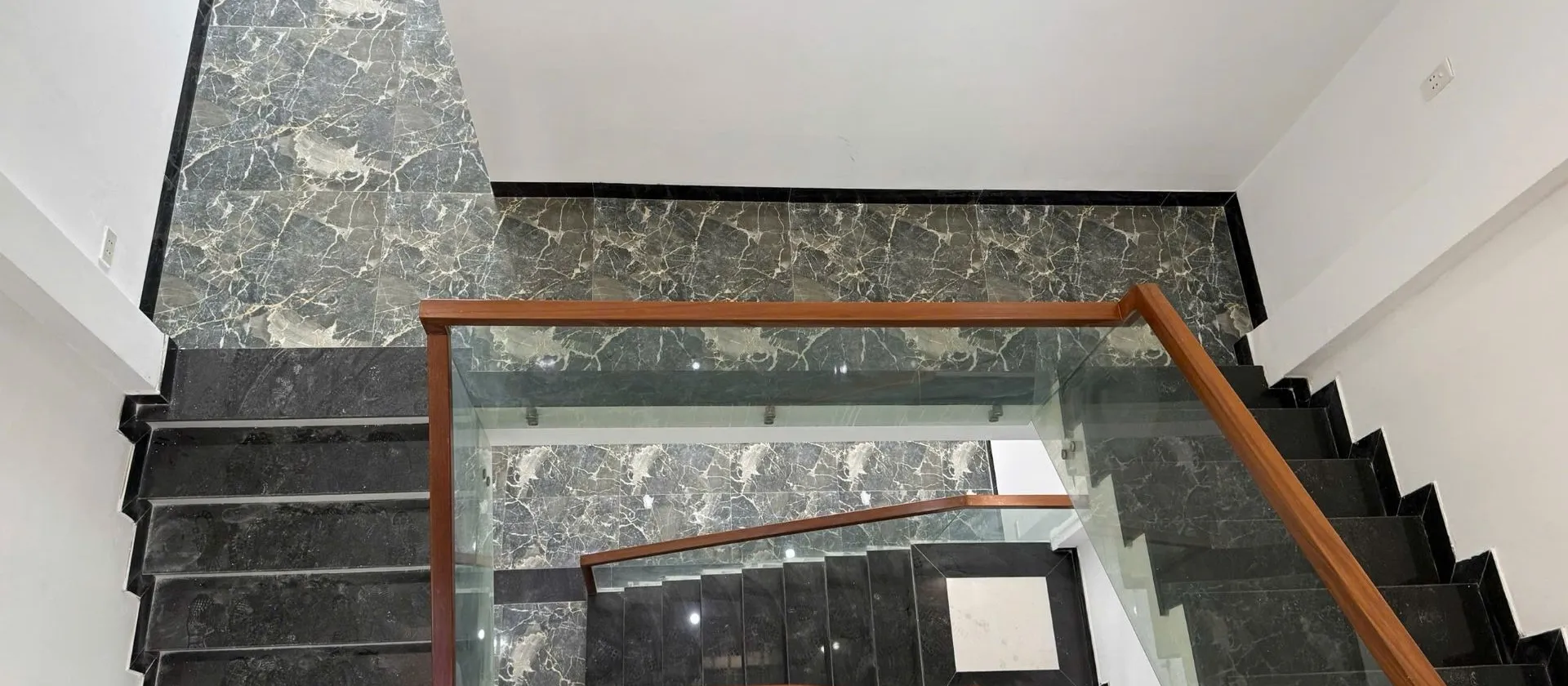 Cơ hội sở hữu nhà 2 tầng mới xây tại trung tâm Liên Chiểu, Đà Nẵng với giá tốt... Bán nhà riêng tại Liên Chiểu, Đà Nẵng 01