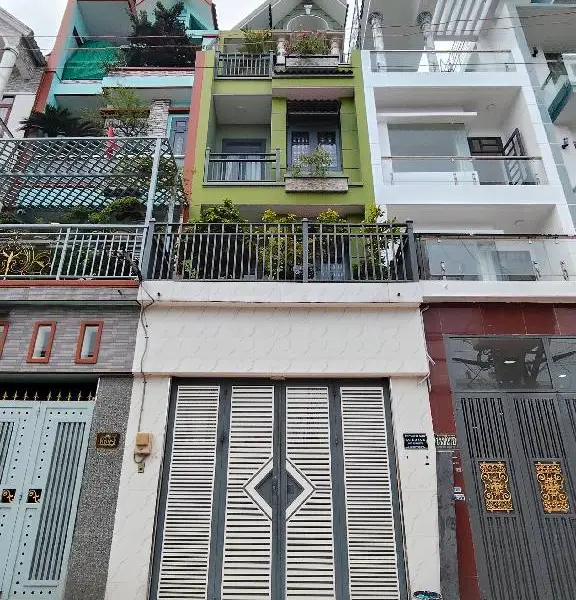 Cơ Hội Sở Hữu Nhà 4 Tầng Đẹp Tại Bình Tân Chỉ 6 Tỷ... Bán owner_side tại Bình Tân, Hồ Chí Minh 01