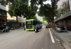 Nhà mặt phố đẳng cấp tại trung tâm Hai Bà Trưng, gần Hồ Gươm... Bán nhà mặt phố tại Cửa Nam, Hà Nội 02