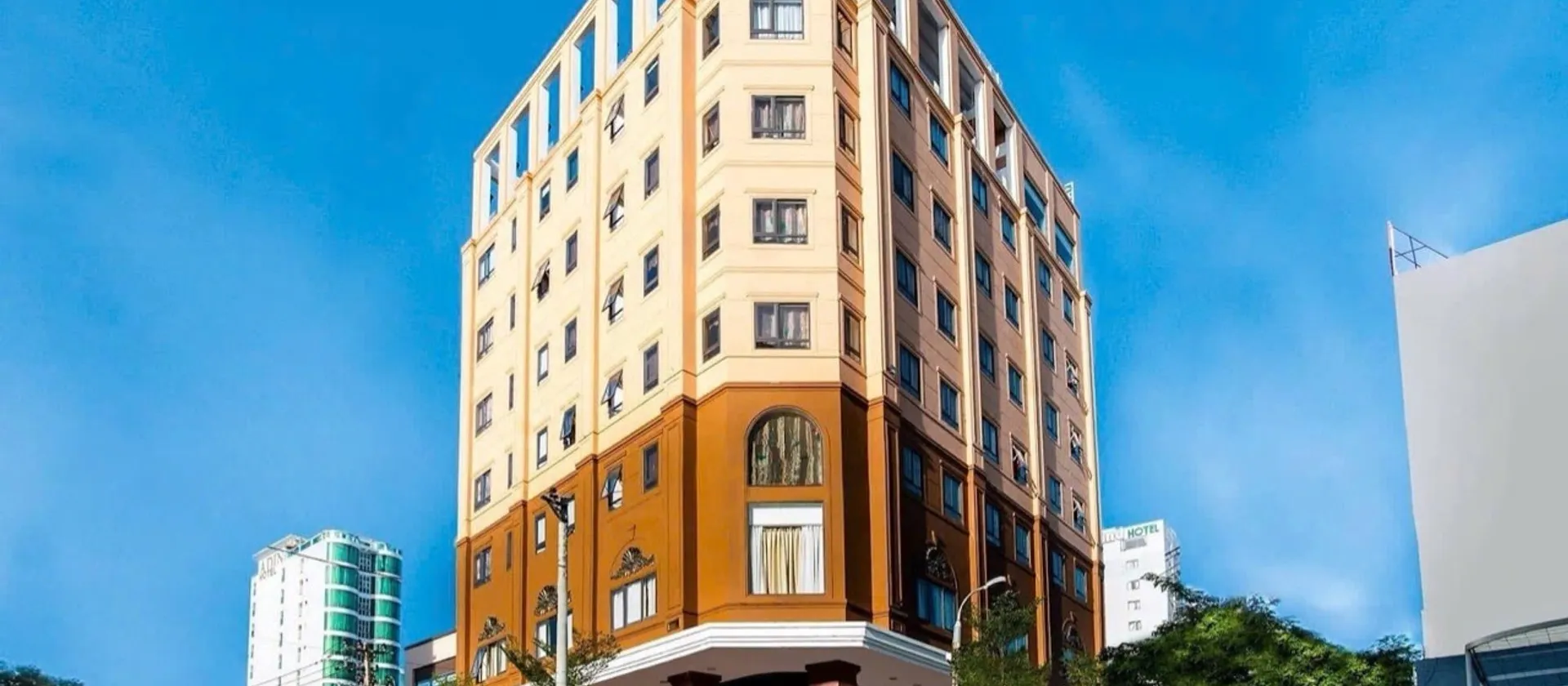 Khách sạn, nhà nghỉ - 381.2m² - Sơn Trà, Đà Nẵng - 125 tỷ... Bán bất động sản khác tại Sơn Trà, Đà Nẵng 01