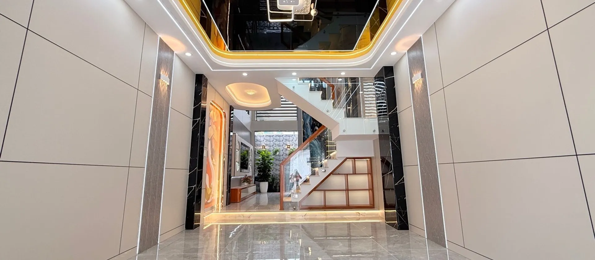 Nhà 5 tầng mới xây tại khu phân lô Tân Thới Nhất, ô tô vào nhà... Bán nhà riêng tại Đông Hưng Thuận, Hồ Chí Minh 01